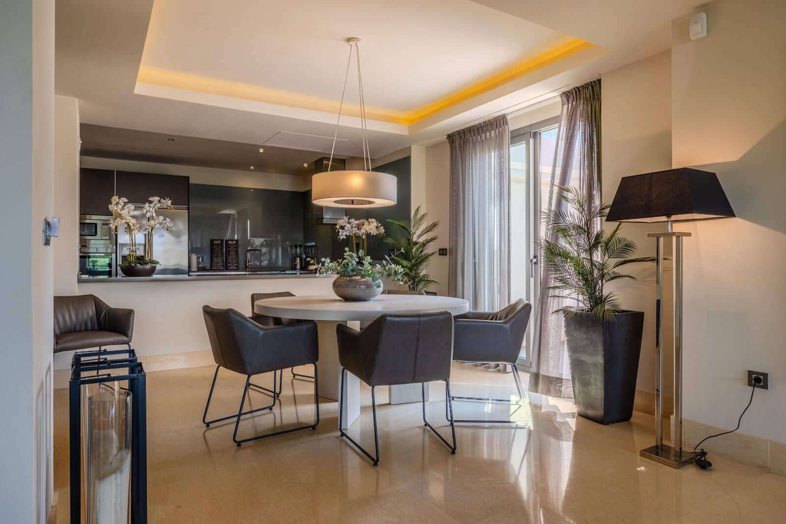 3 quarto Apartamento para venda em Benahavis - 850 000 € (Ref: 9921266)