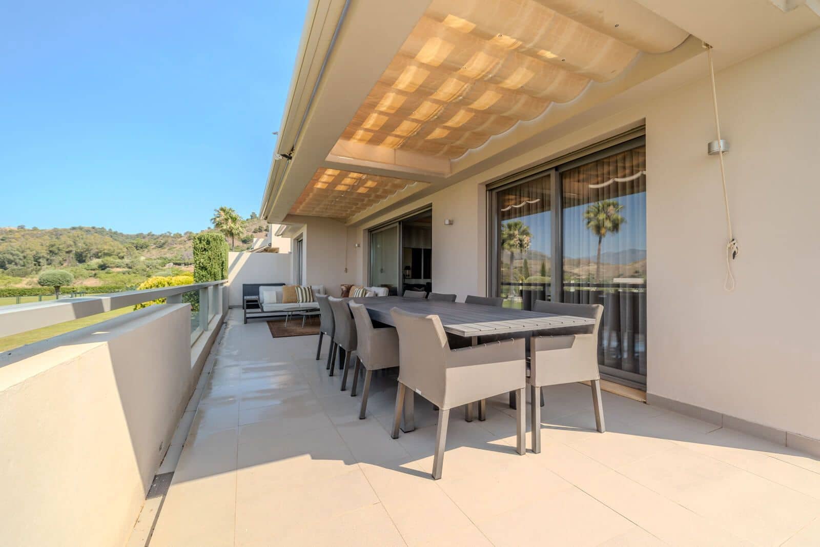3 quarto Apartamento para venda em Benahavis - 850 000 € (Ref: 9921266)