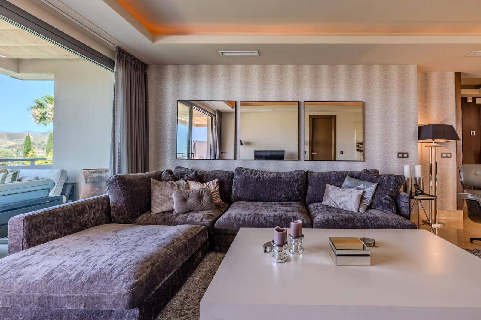 3 quarto Apartamento para venda em Benahavis - 850 000 € (Ref: 9921266)