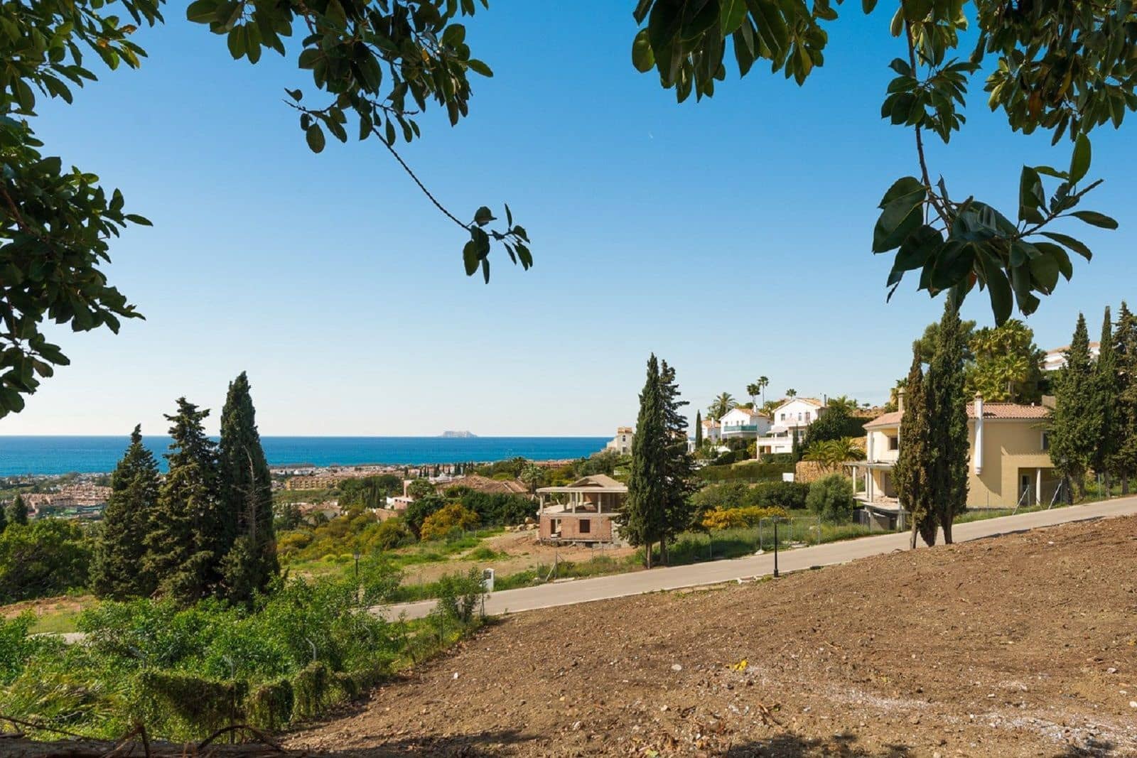 Tomt till salu i El Paraiso - 1 050 000 € (Ref: 9921269)