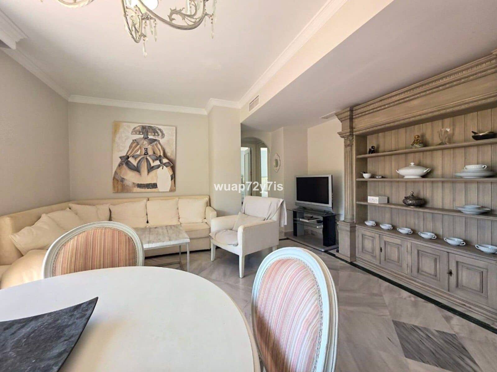 Ático de 2 habitaciones en Nueva Andalucia en venta - 534.000 € (Ref: 9921271)