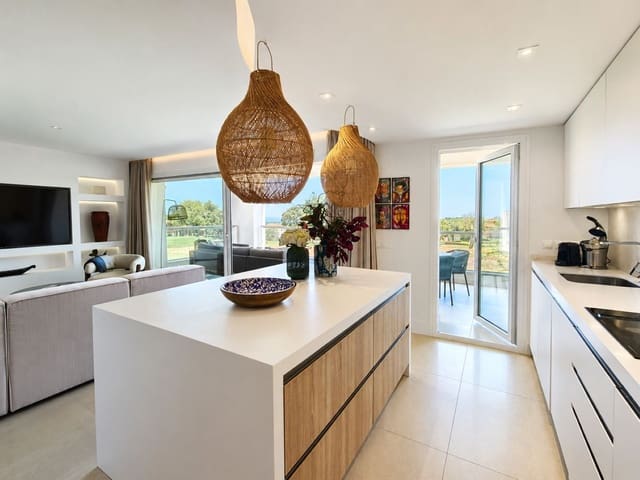 3 soveværelse Lejlighed til salg i San Roque - € 595.000 (Ref: 9921274)