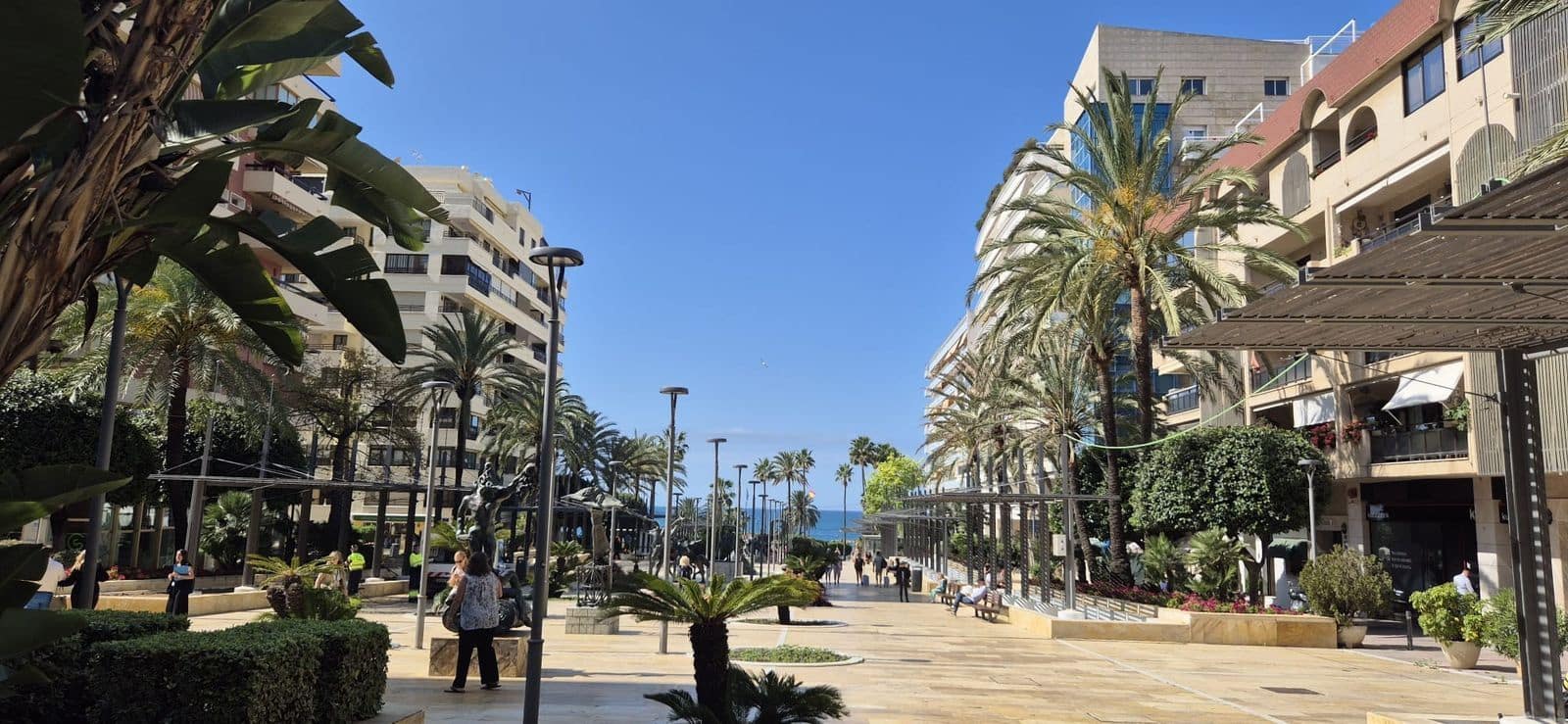 5 slaapkamer Penthouse te koop in Marbella - € 1.599.000 (Ref: 9921275)