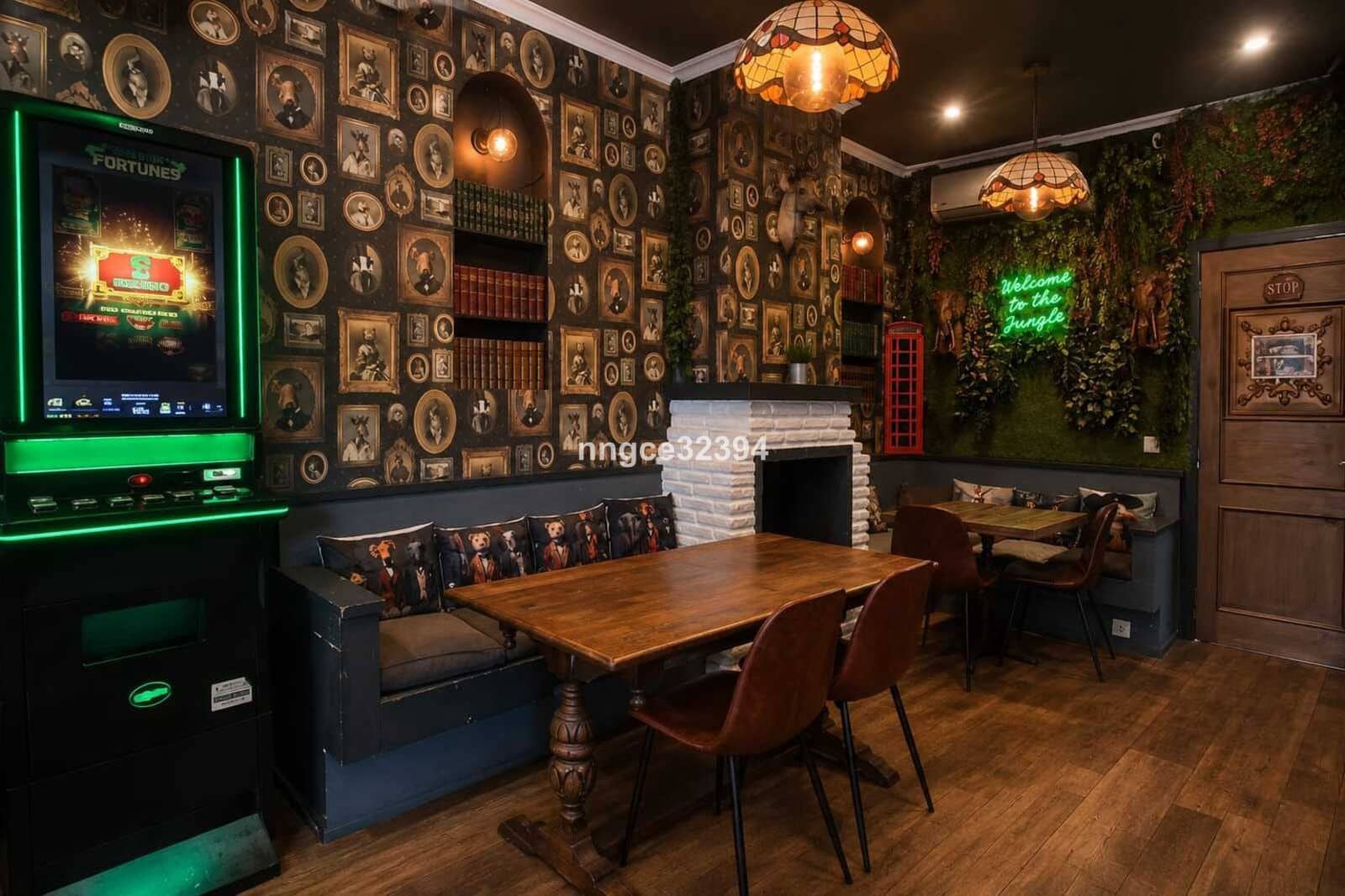 6 bedroom Restaurant/Bar for sale in Estepona - € 999,000 (Ref: 9921278)