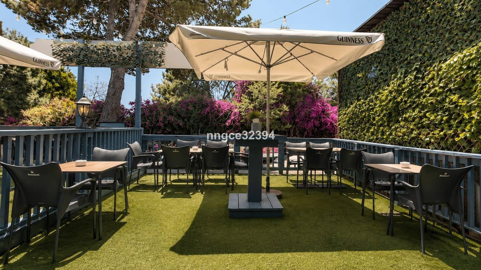 6 bedroom Restaurant/Bar for sale in Estepona - € 999,000 (Ref: 9921278)
