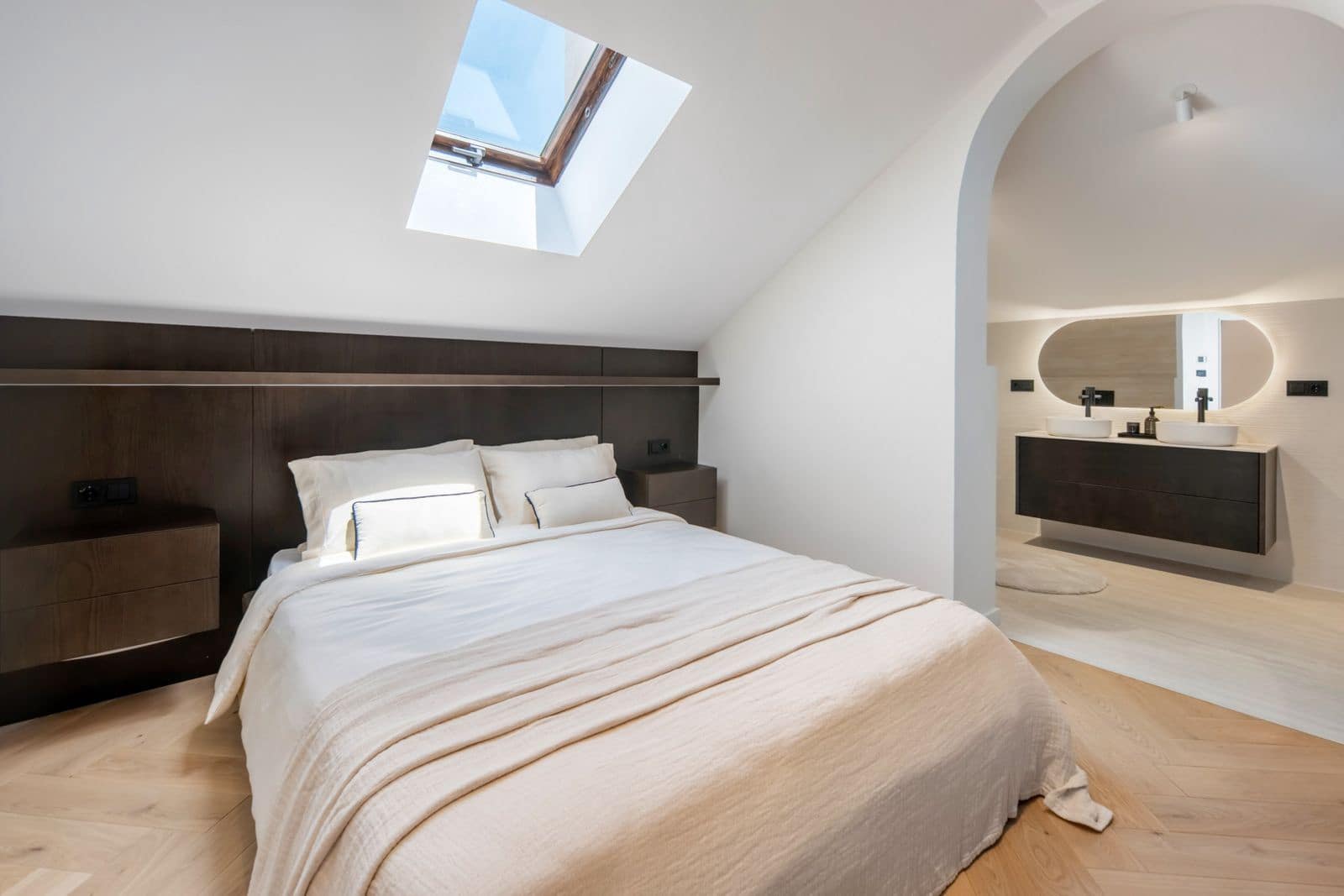3 sovrum Takvåning till salu i Nueva Andalucia - 1 695 000 € (Ref: 9921282)