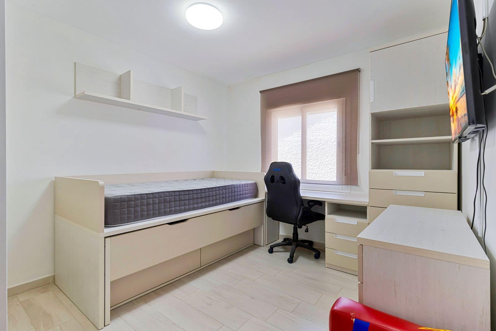 4 bedroom Beach Apartment for sale in La Cala de Mijas - € 444,500 (Ref: 9921286)