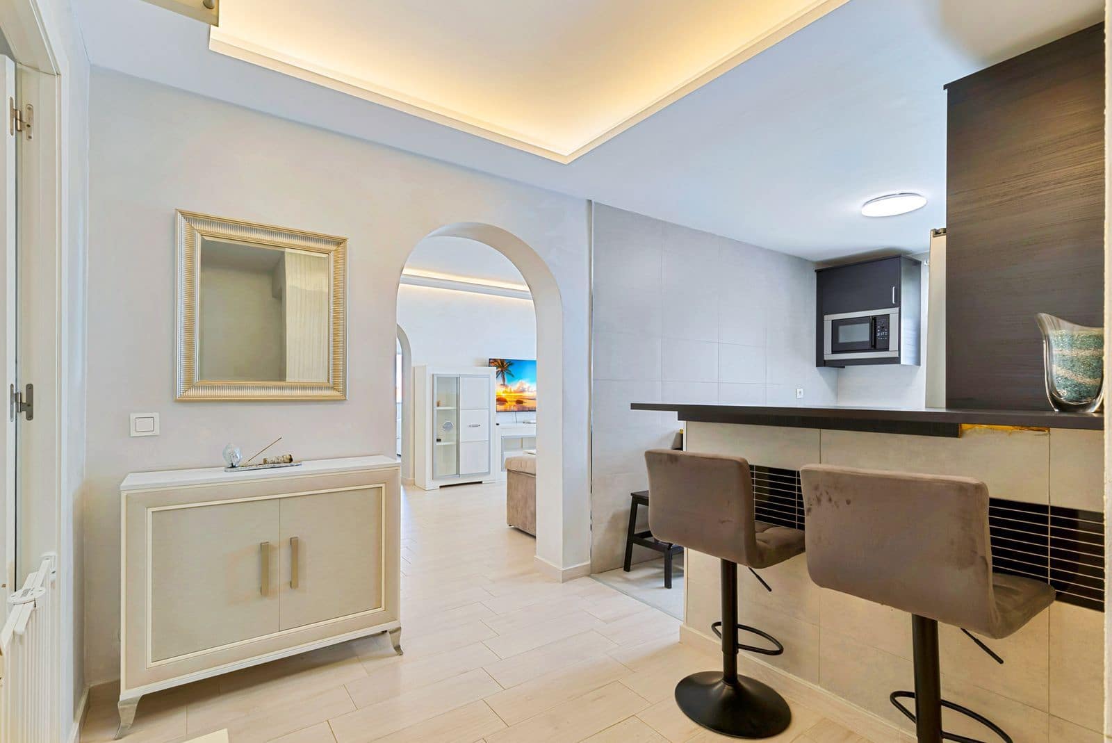 4 bedroom Beach Apartment for sale in La Cala de Mijas - € 444,500 (Ref: 9921286)