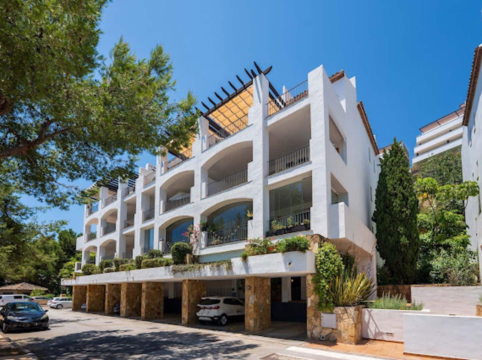 3 slaapkamer Appartement te koop in La Quinta - € 649.000 (Ref: 9921288)
