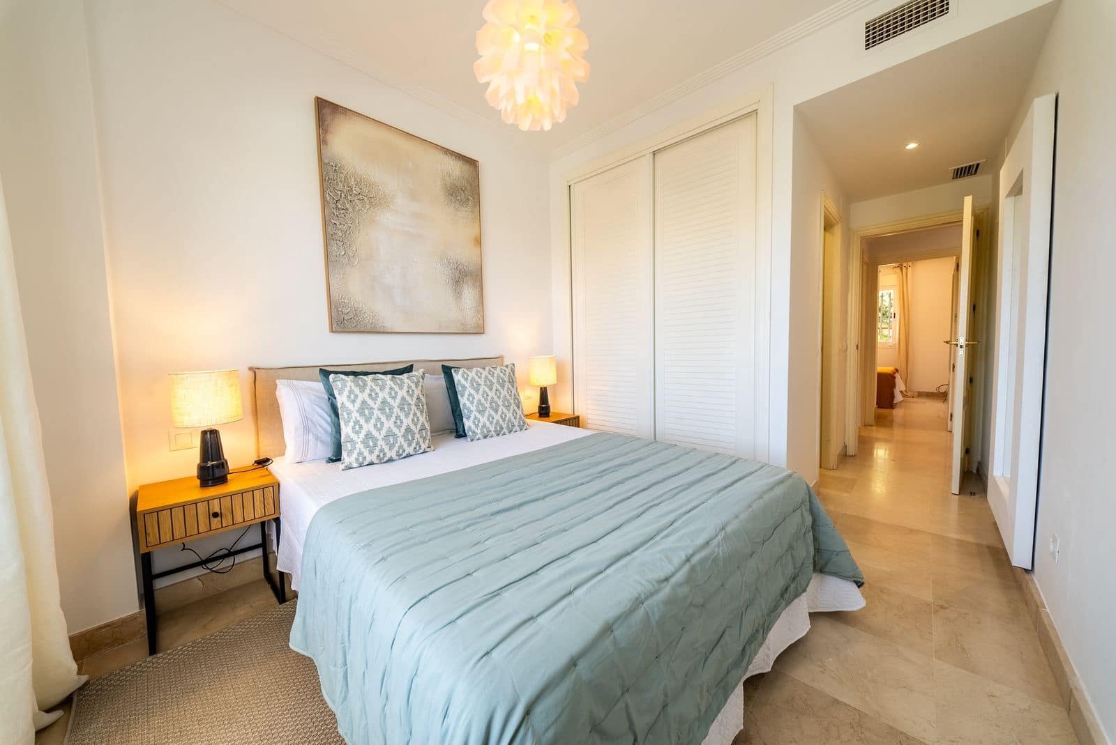2 bedroom Apartment for sale in La Cala de Mijas - € 315,000 (Ref: 9921295)