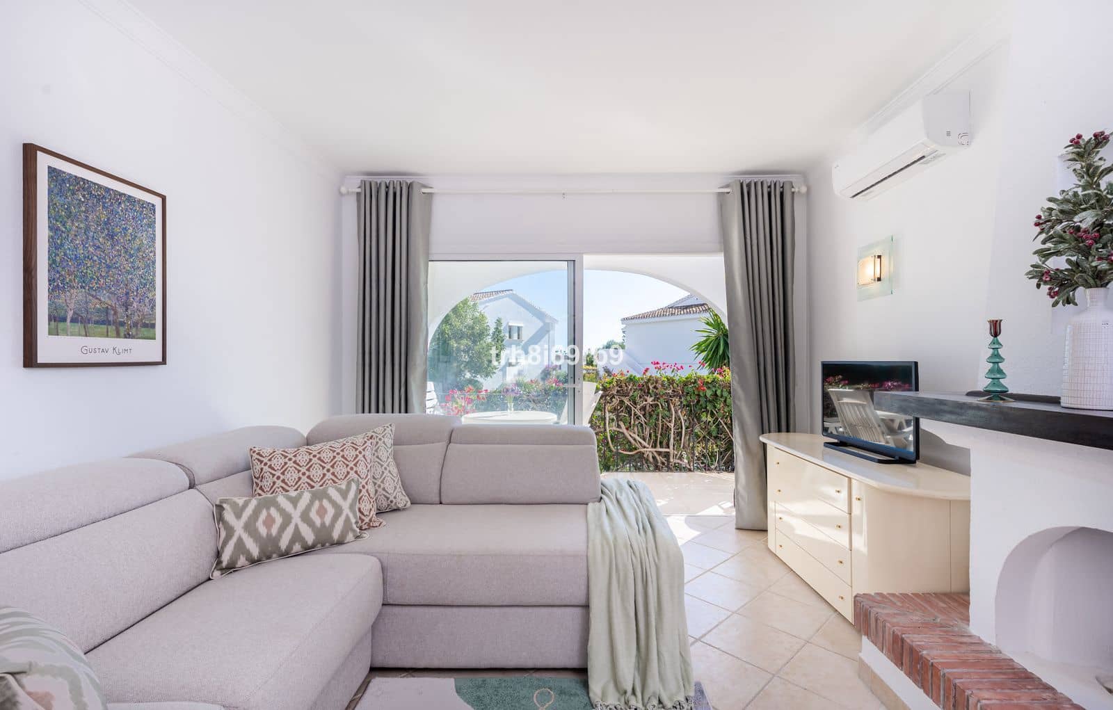 2 soverom Leilighet til salgs i Benahavis - € 315 000 (Ref: 9921300)
