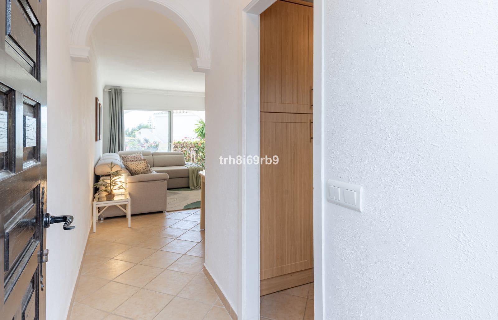 2 soverom Leilighet til salgs i Benahavis - € 315 000 (Ref: 9921300)