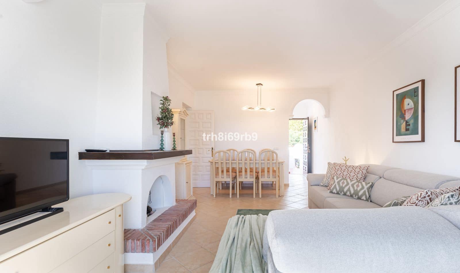 2 soverom Leilighet til salgs i Benahavis - € 315 000 (Ref: 9921300)
