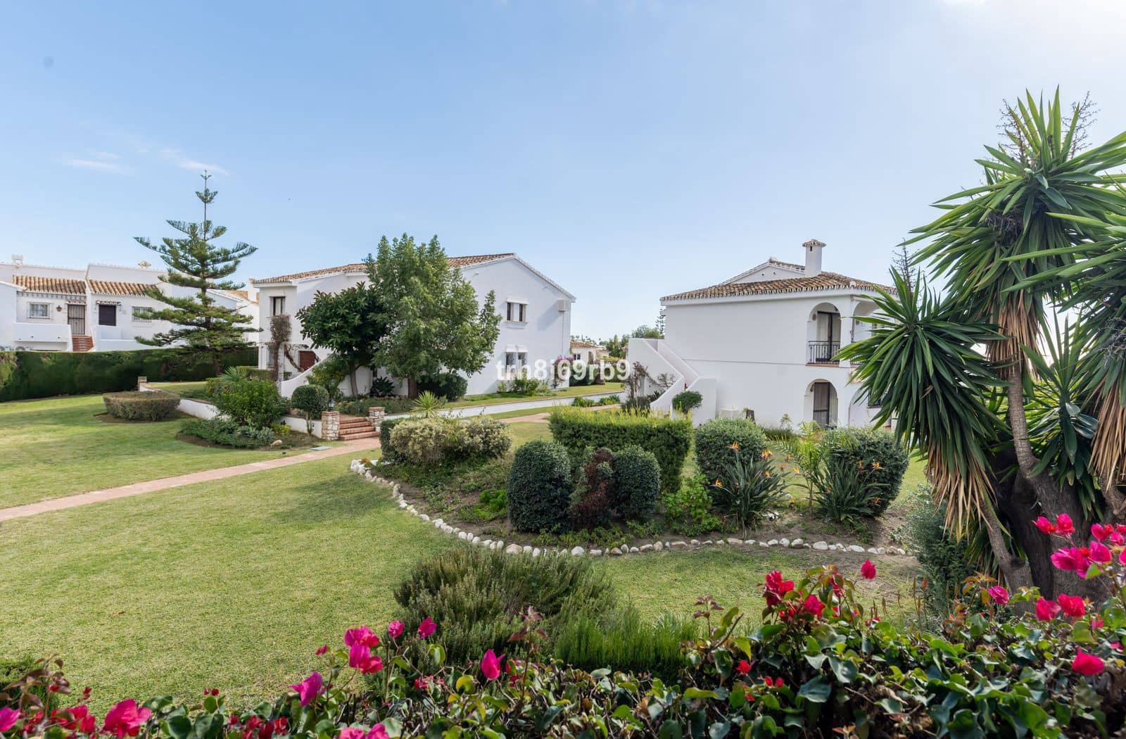 2 soverom Leilighet til salgs i Benahavis - € 315 000 (Ref: 9921300)