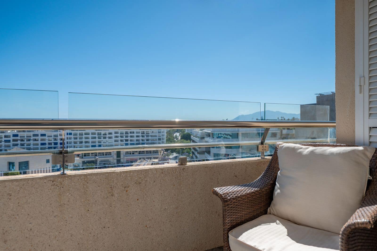 2 quarto Apartamento para venda em Puerto Banus - 885 000 € (Ref: 9921303)