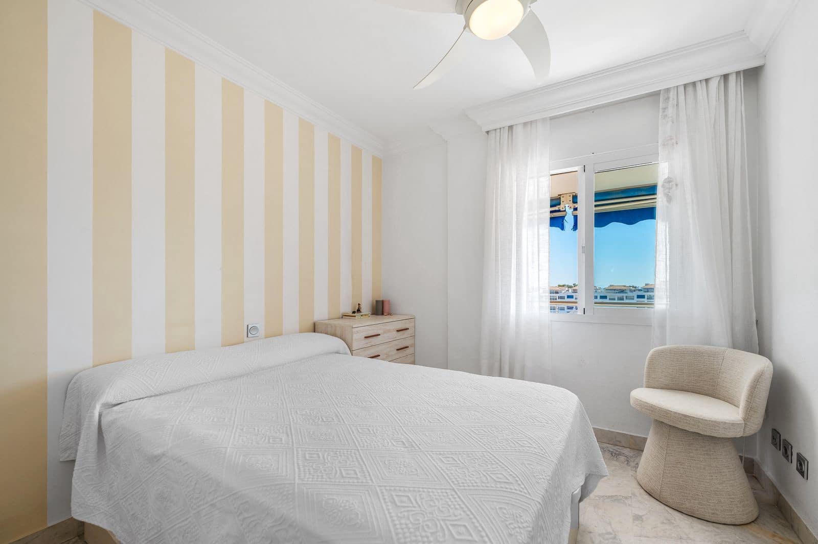 2 quarto Apartamento para venda em Puerto Banus - 885 000 € (Ref: 9921303)