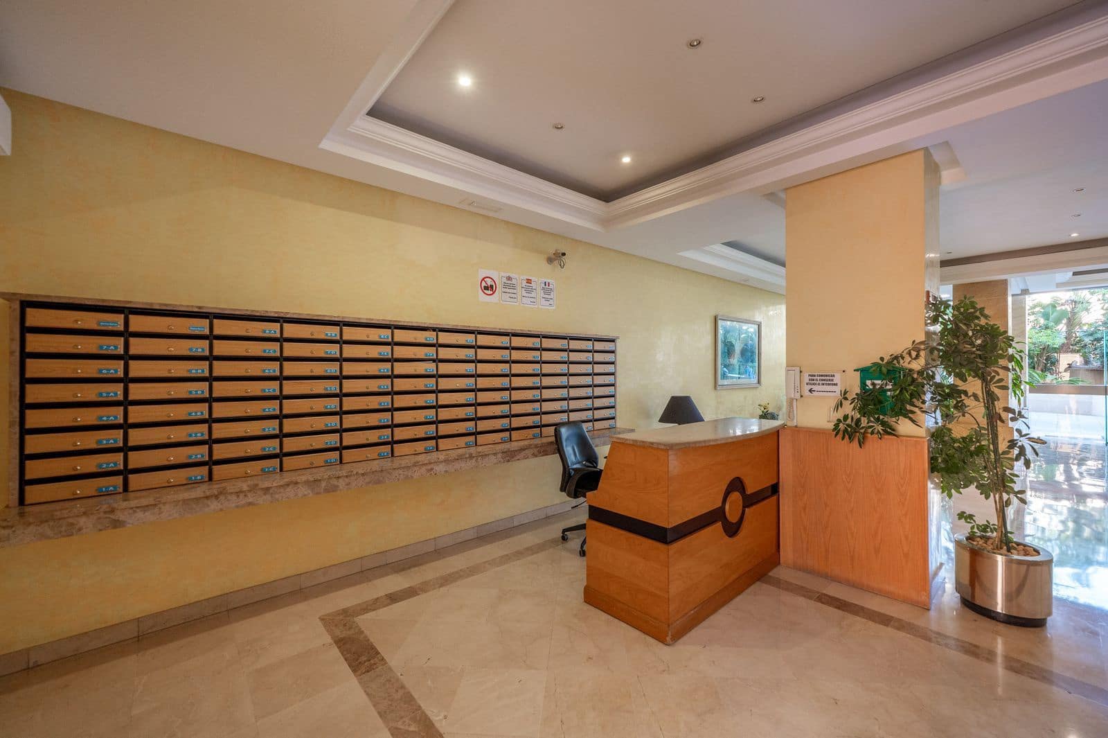 2 quarto Apartamento para venda em Puerto Banus - 885 000 € (Ref: 9921303)