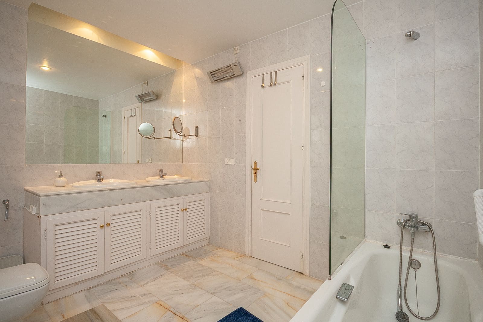 3 bedroom Apartment for sale in La Mairena - € 495,000 (Ref: 9921305)
