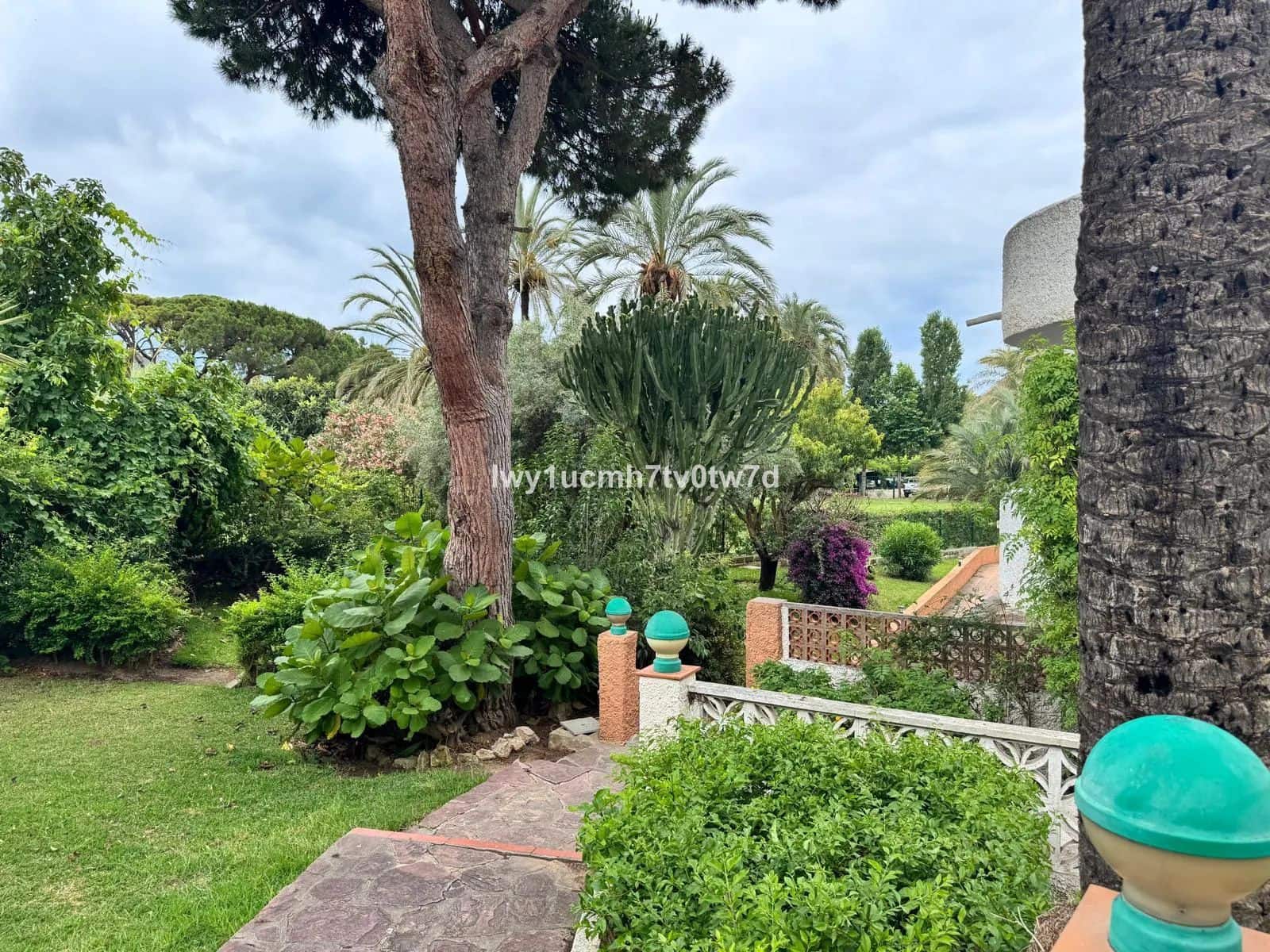 Studio for sale in Marbella - € 298,000 (Ref: 9921306)