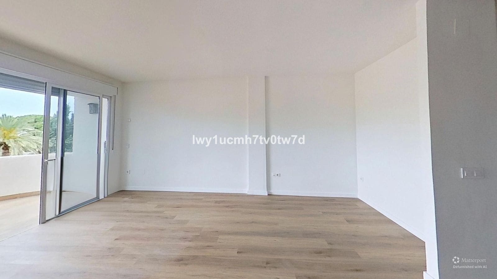 Studio for sale in Marbella - € 298,000 (Ref: 9921306)