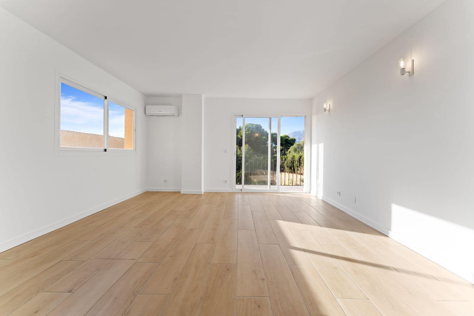 2 chambre Appartement à vendre à Estepona - 340 000 € (Ref: 9921308)