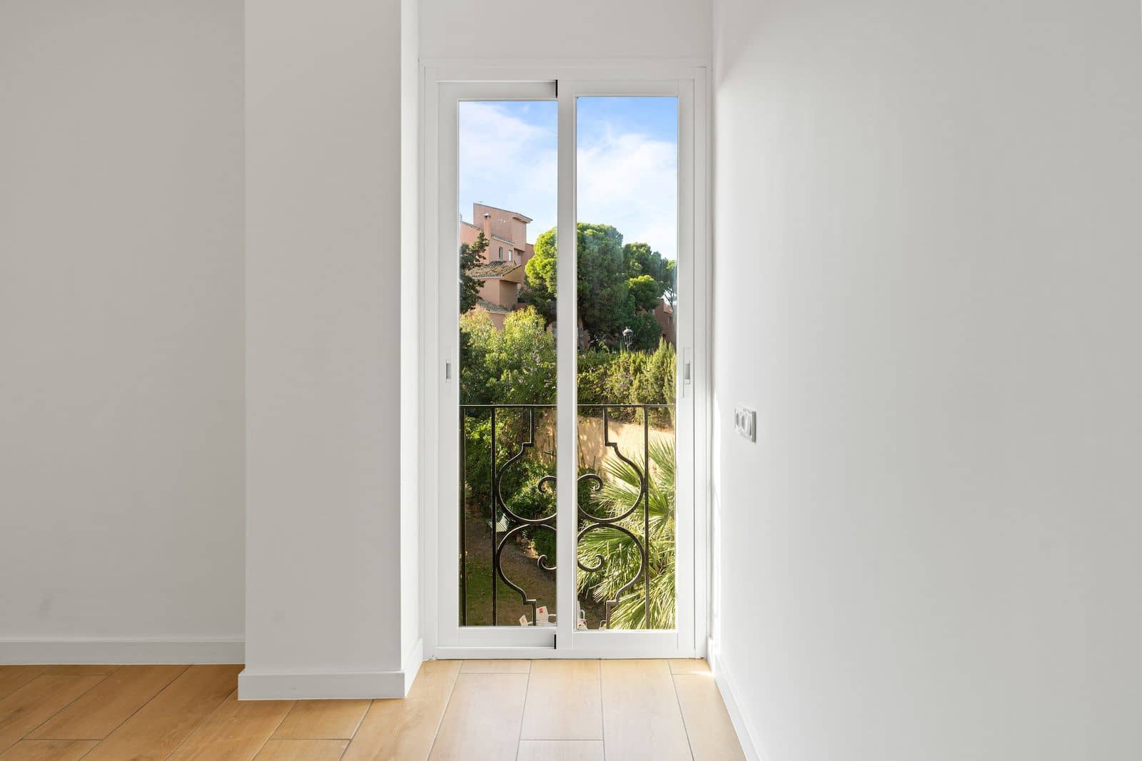 2 chambre Appartement à vendre à Estepona - 340 000 € (Ref: 9921308)