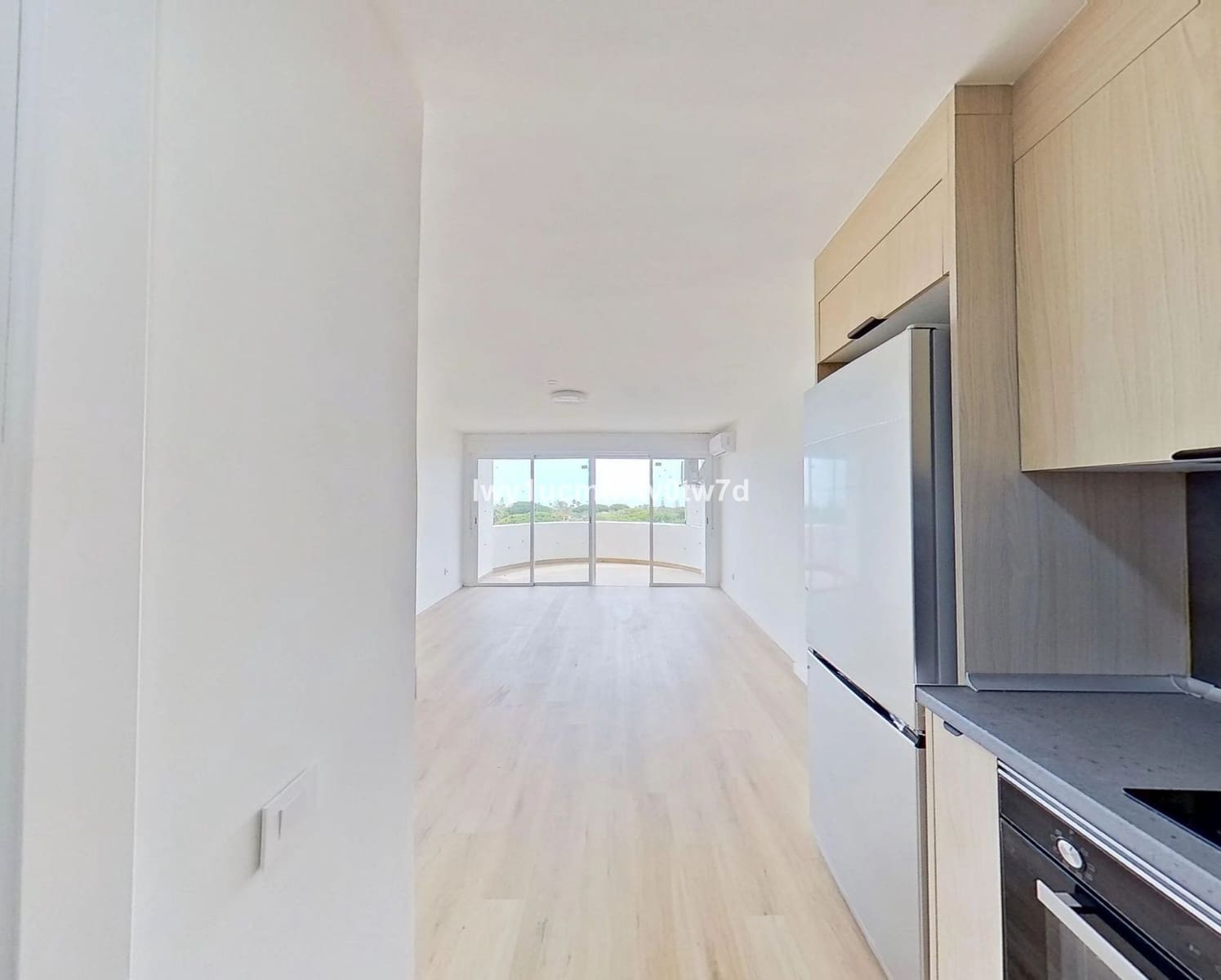 Studio for sale in Marbella - € 319,000 (Ref: 9921317)