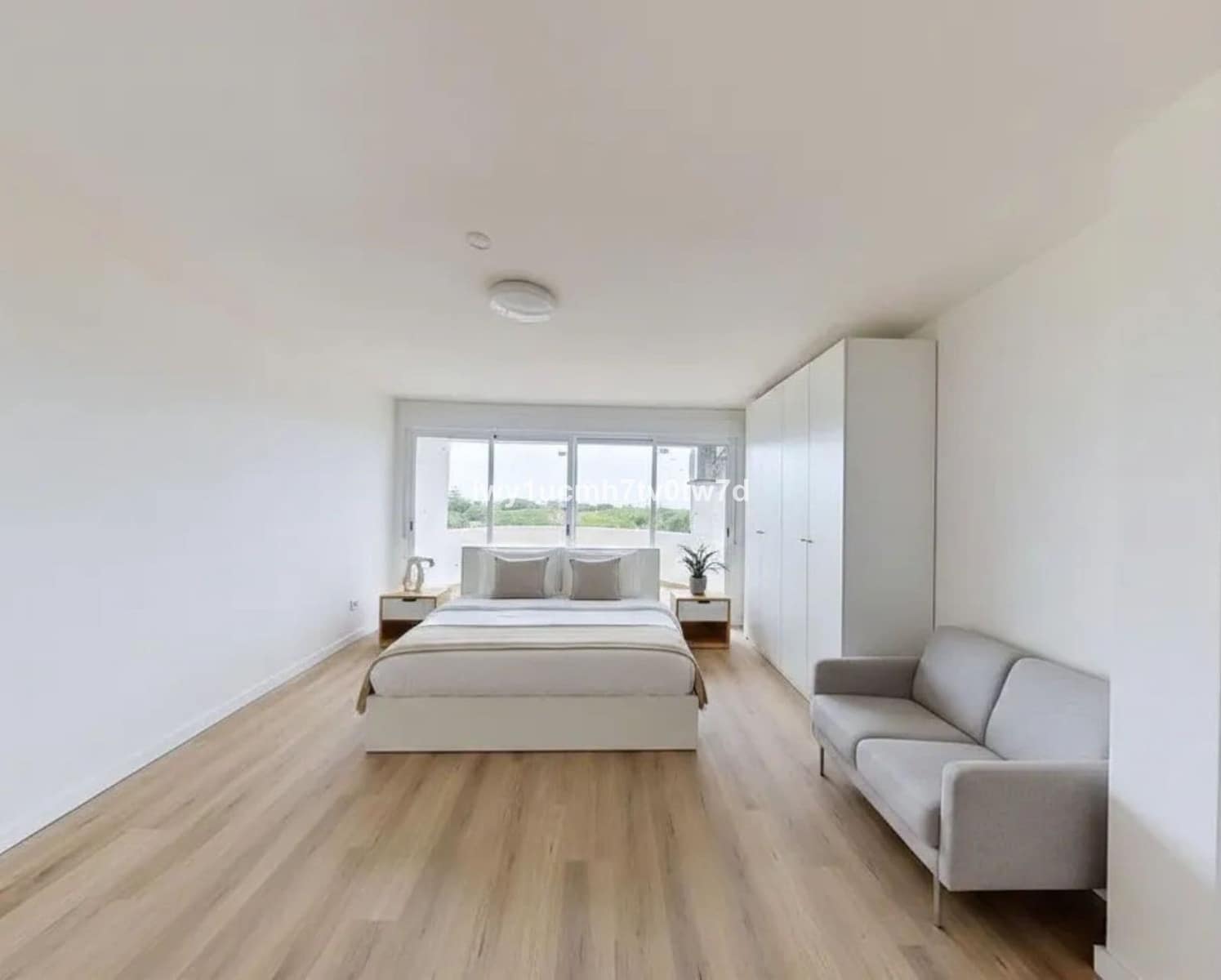 Studio for sale in Marbella - € 319,000 (Ref: 9921317)
