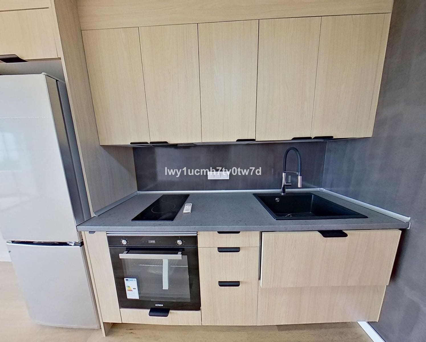 Studio for sale in Marbella - € 319,000 (Ref: 9921317)