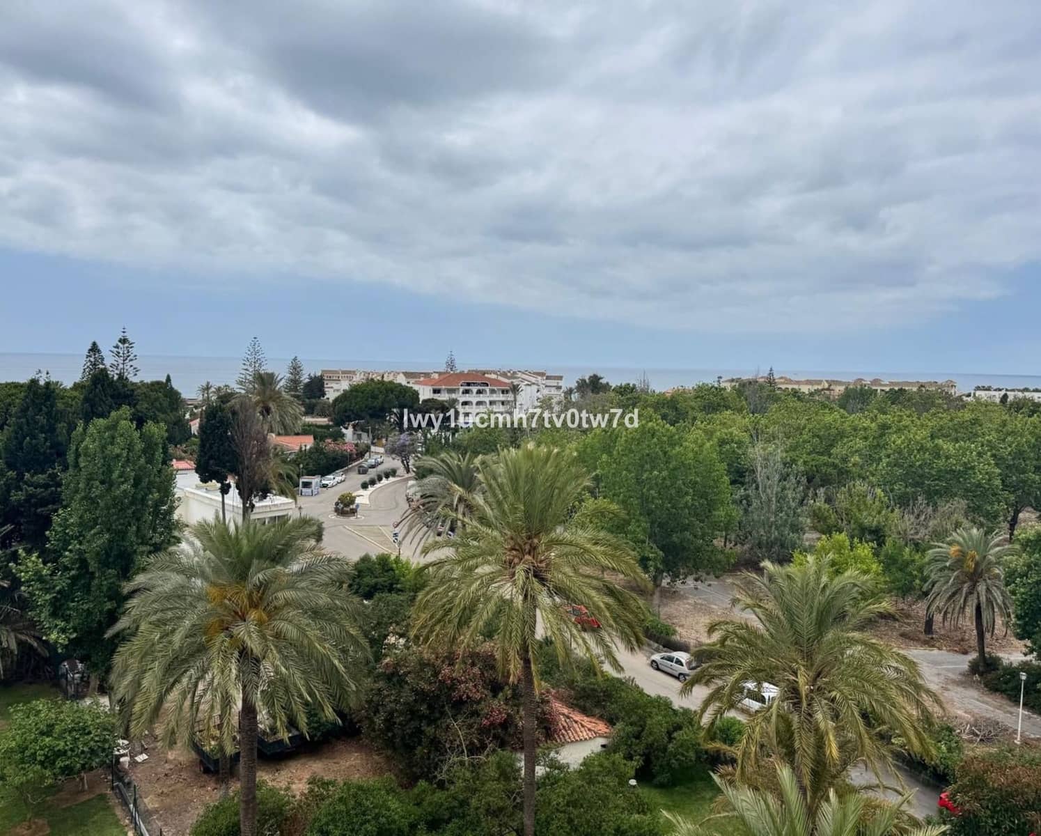 Studio for sale in Marbella - € 319,000 (Ref: 9921317)
