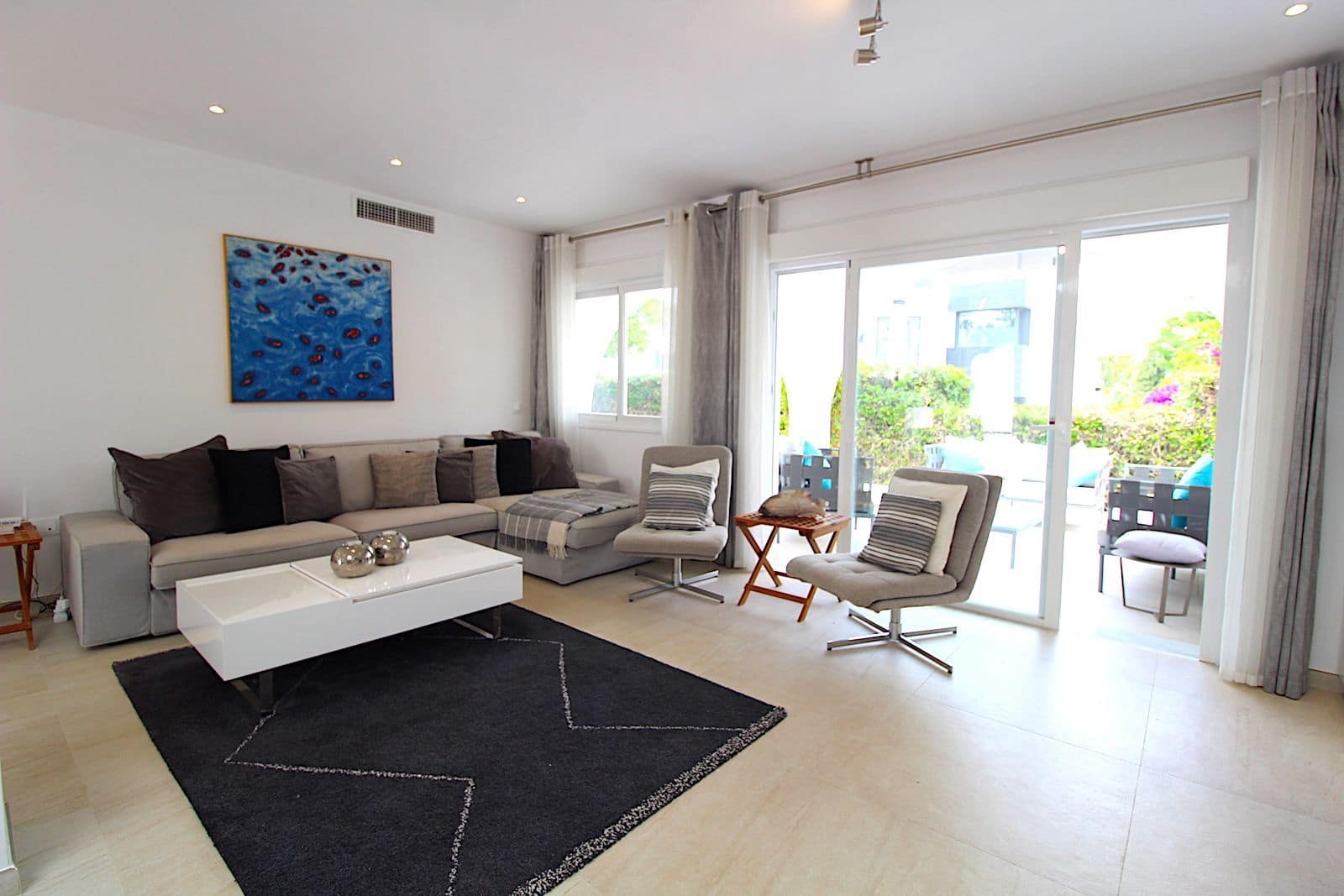 4 quarto Moradia Geminada para venda em Aloha Golf - 895 000 € (Ref: 9921318)