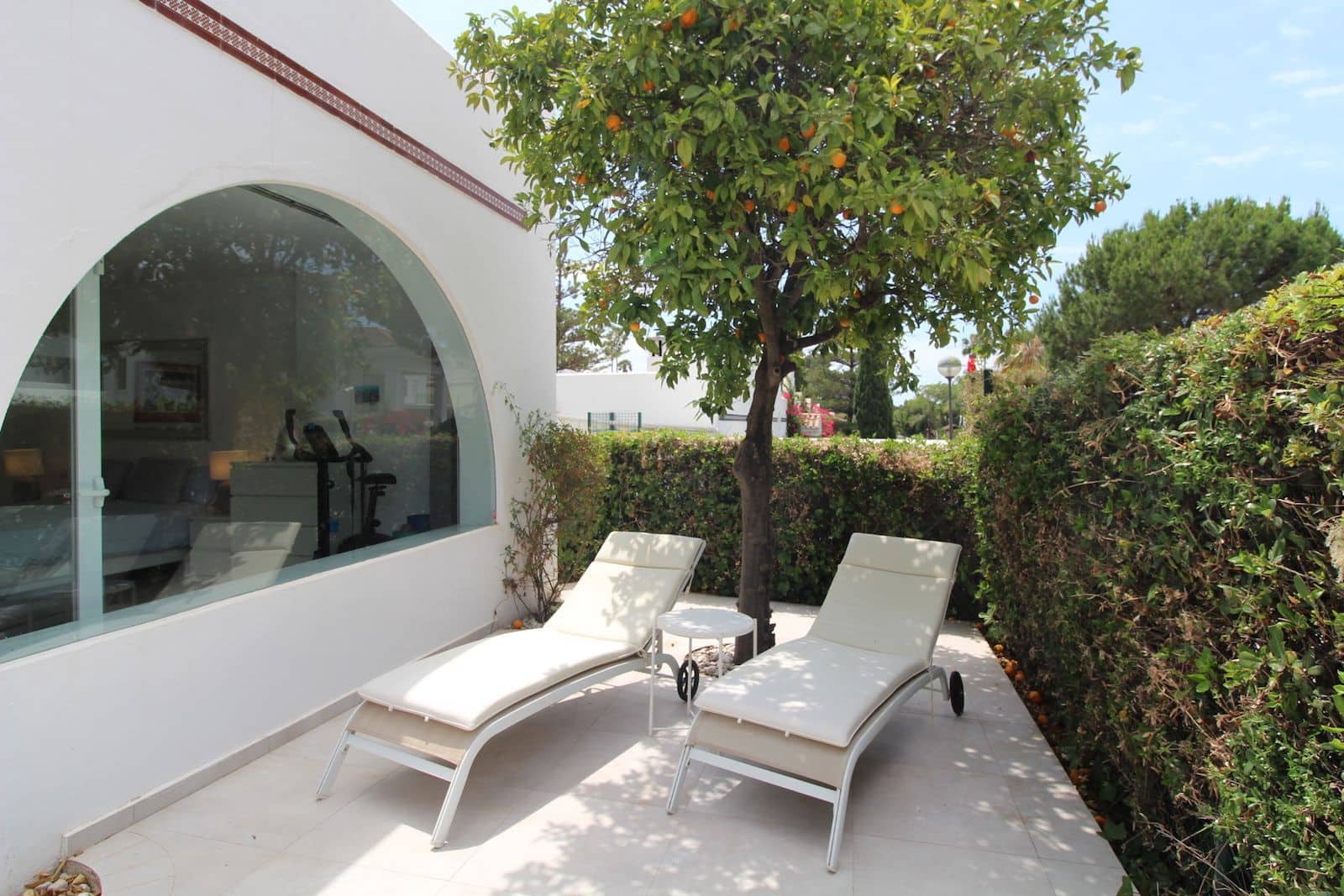 4 quarto Moradia Geminada para venda em Aloha Golf - 895 000 € (Ref: 9921318)