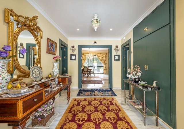 4 chambre Villa/Maison à vendre à Marbella - 2 500 000 € (Ref: 9921322)