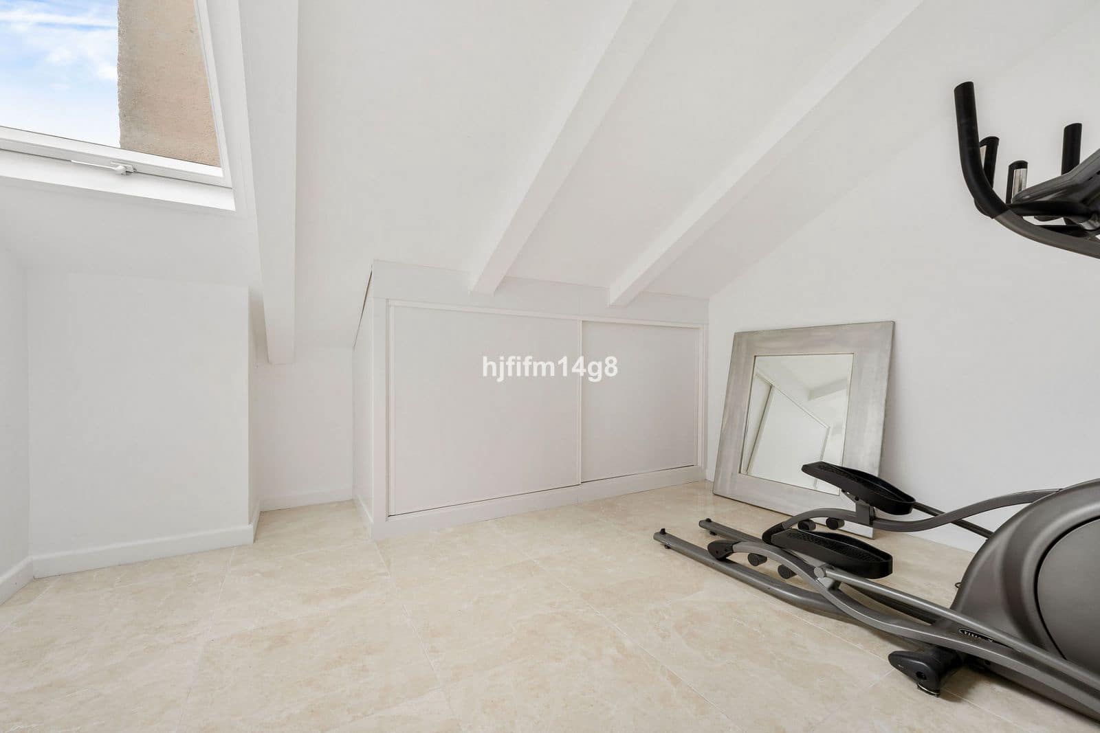 4 Zimmer Haus zu verkaufen in Nueva Andalucia - 650.000 € (Ref: 9933768)