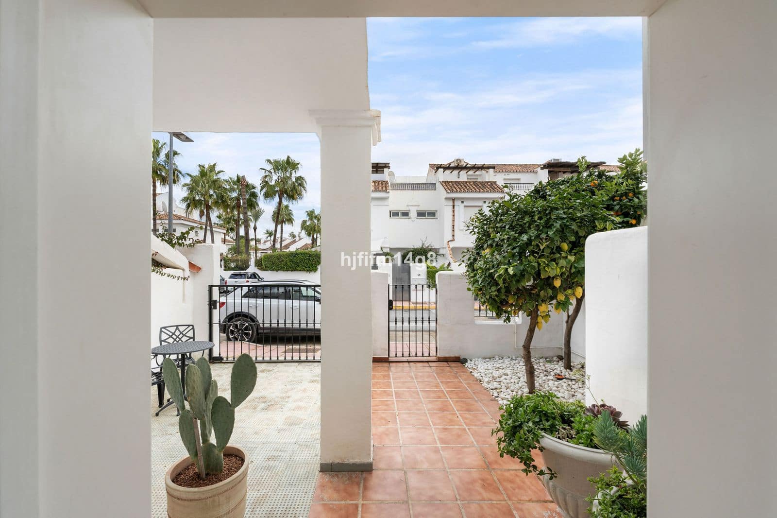 4 Zimmer Haus zu verkaufen in Nueva Andalucia - 650.000 € (Ref: 9933768)