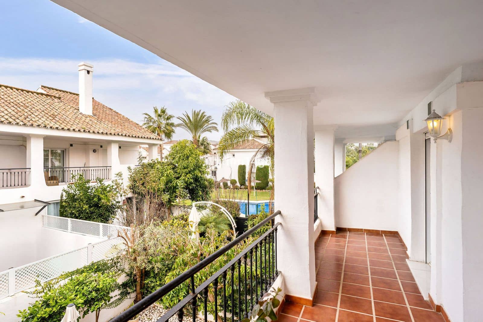 4 Zimmer Haus zu verkaufen in Nueva Andalucia - 650.000 € (Ref: 9933768)