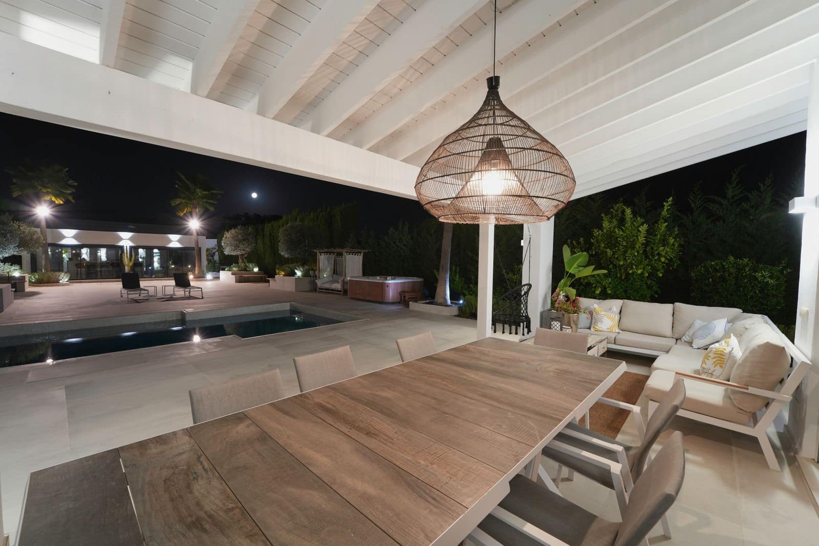 5 quarto Moradia para venda em Benahavis - 2 200 000 € (Ref: 9933769)
