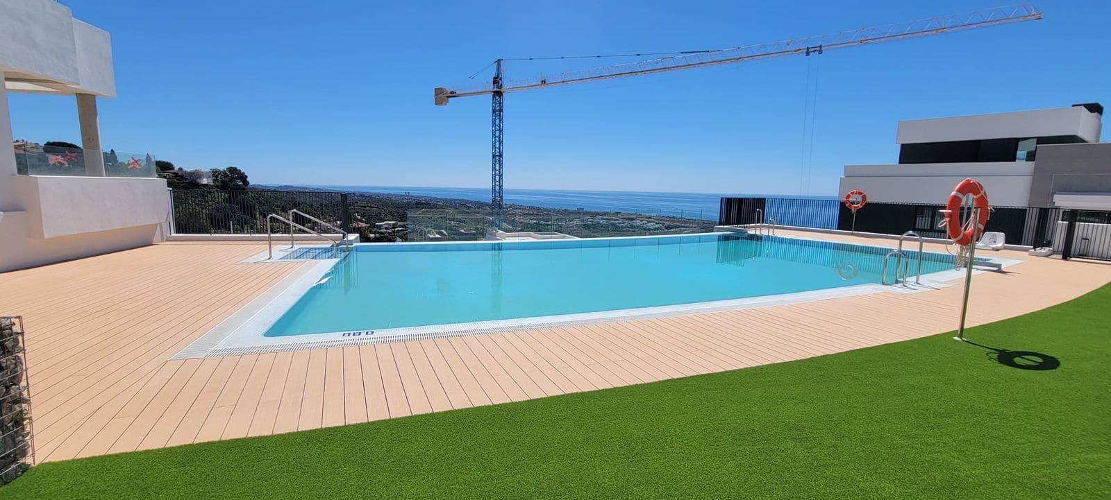 3 sovrum Takvåning till salu i Los Monteros - 679 000 € (Ref: 9933775)