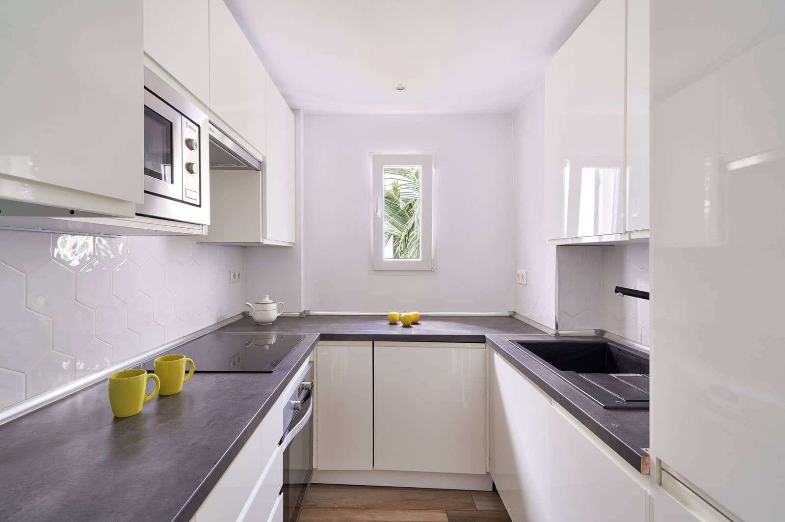 Apartamento de 2 habitaciones en Elviria en venta - 499.000 € (Ref: 9933781)