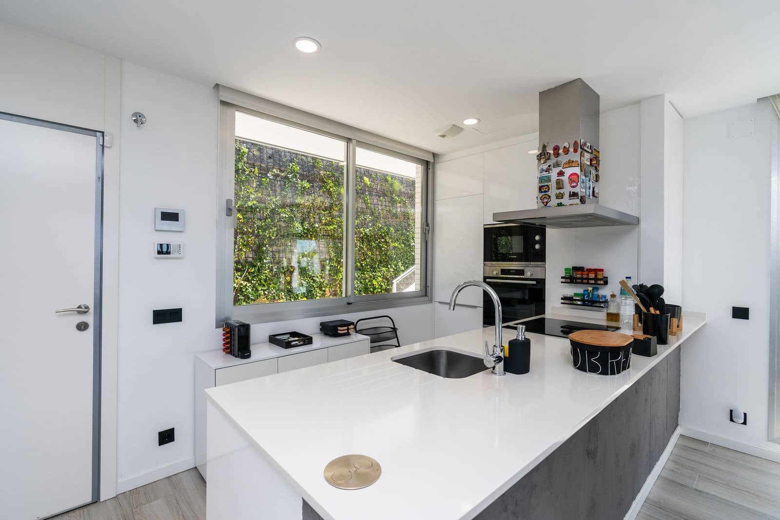 3 bedroom Townhouse for sale in Cancelada - € 650,000 (Ref: 9933794)