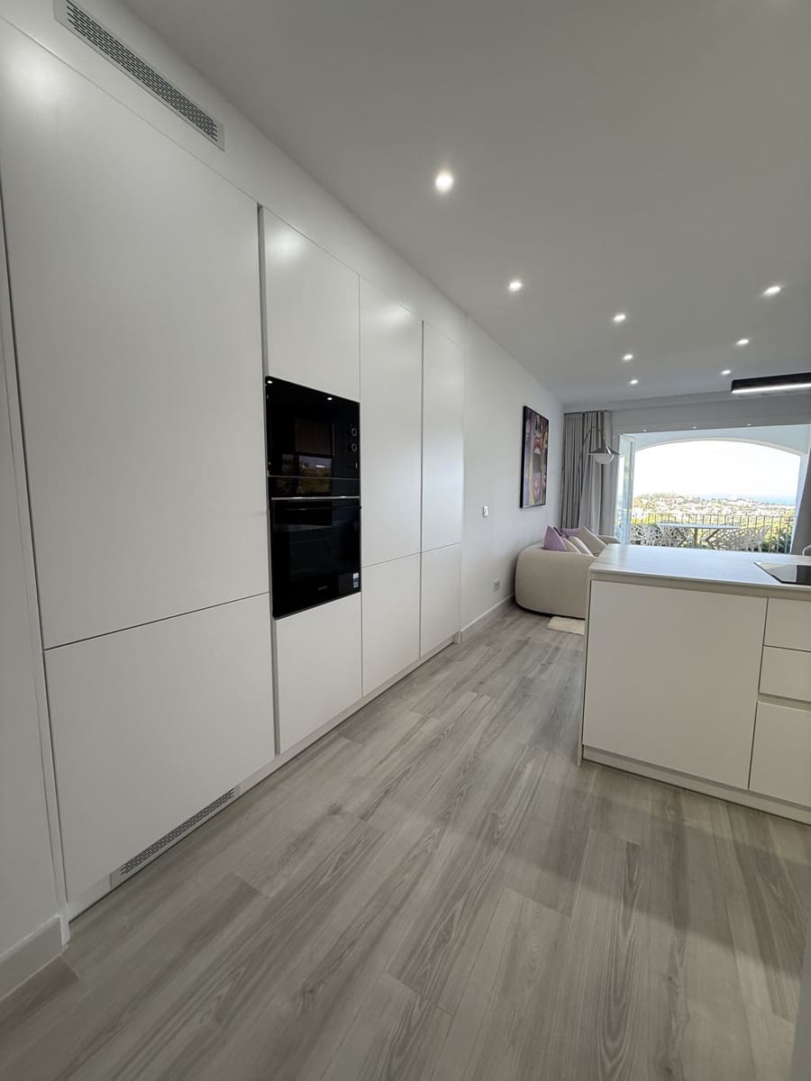 3 Zimmer Apartment zu verkaufen in La Quinta - 675.000 € (Ref: 9933795)