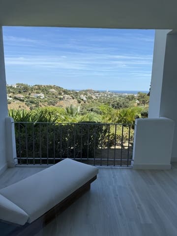 3 Zimmer Apartment zu verkaufen in La Quinta, Benahavís - 675.000 € (Ref: 9933795)