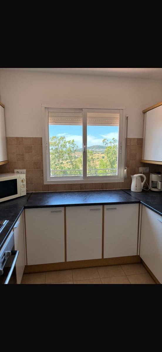 2 chambre Penthouse à vendre à Estepona - 295 000 € (Ref: 9933799)