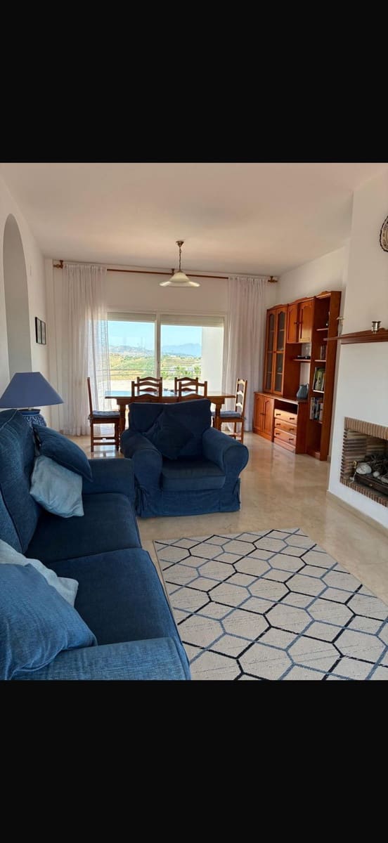 2 chambre Penthouse à vendre à Estepona - 295 000 € (Ref: 9933799)
