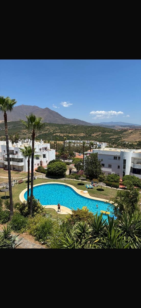 2 chambre Penthouse à vendre à Estepona - 295 000 € (Ref: 9933799)