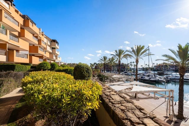3 soveværelse Lejlighed til salg i Sotogrande Costa, San Roque - € 900.000 (Ref: 9933801)