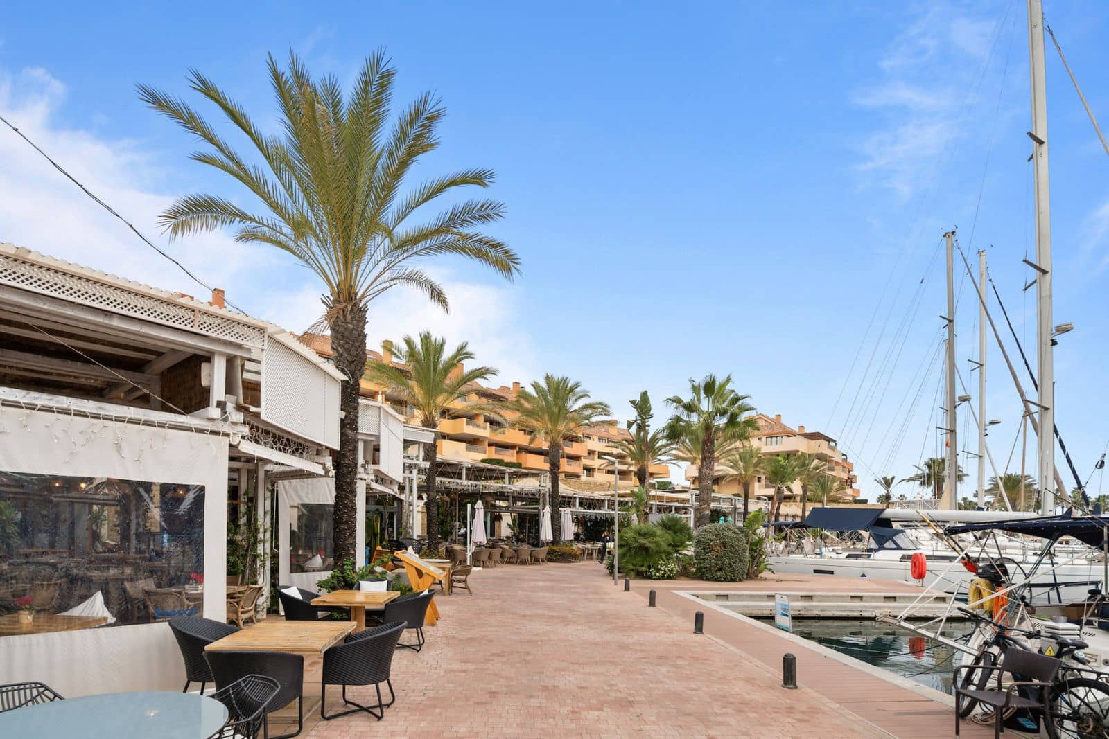 3 sypialnia Apartament na sprzedaż w Sotogrande - 900 000 € (Ref: 9933801)