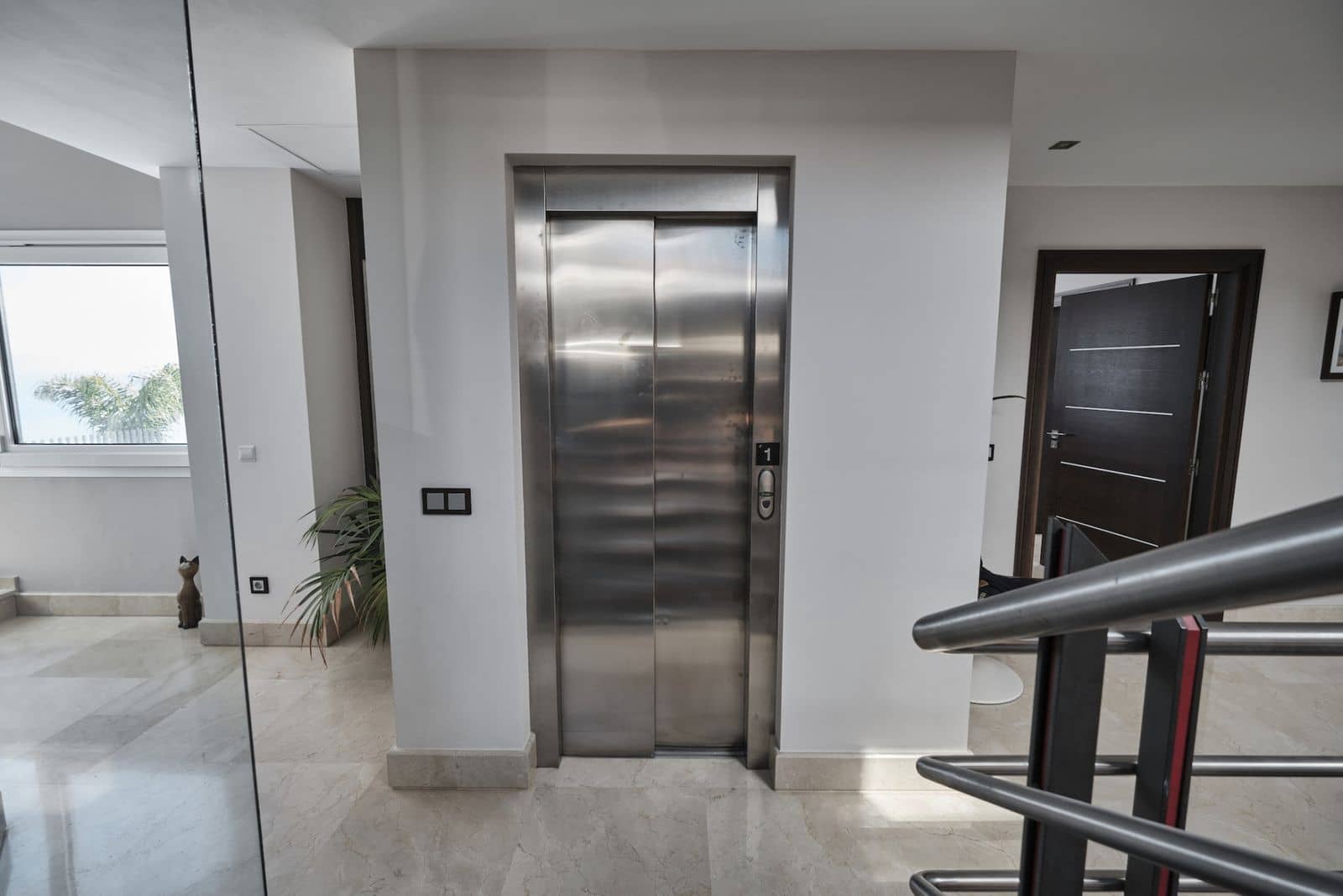5 soverom Villa til salgs i Manilva - € 2 995 000 (Ref: 9933808)