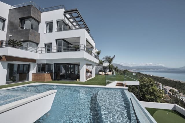 5 soverom Villa til salgs i Manilva - € 2 995 000 (Ref: 9933808)