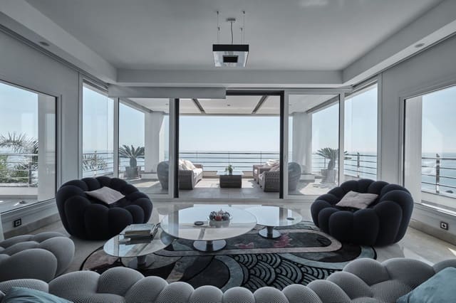 5 soverom Villa til salgs i Manilva - € 2 995 000 (Ref: 9933808)